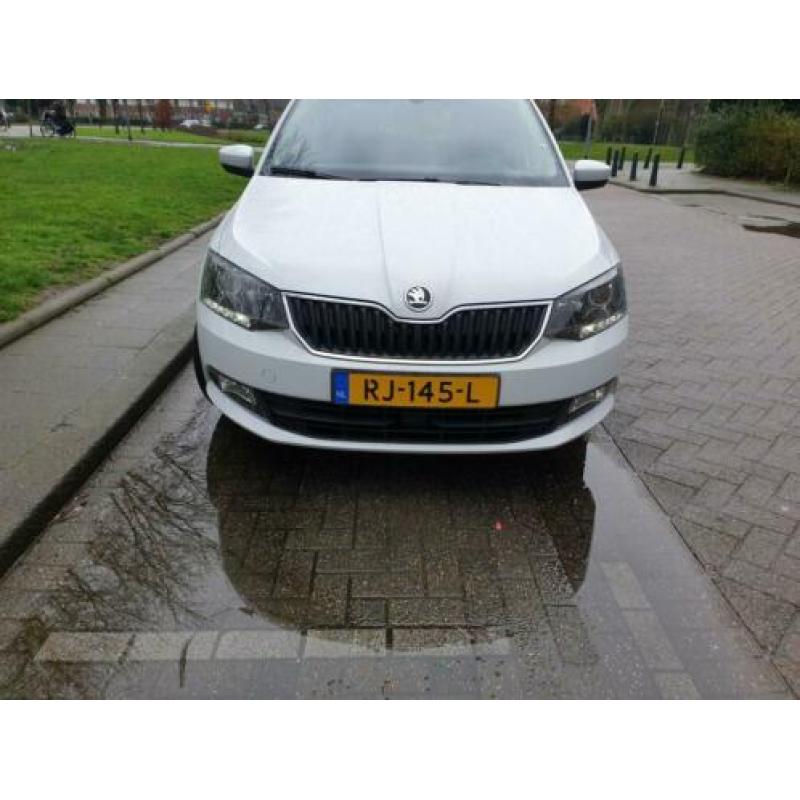 Skoda Fabia 1.0 TSI drive 95pk luxe uitvoering dealer onderh