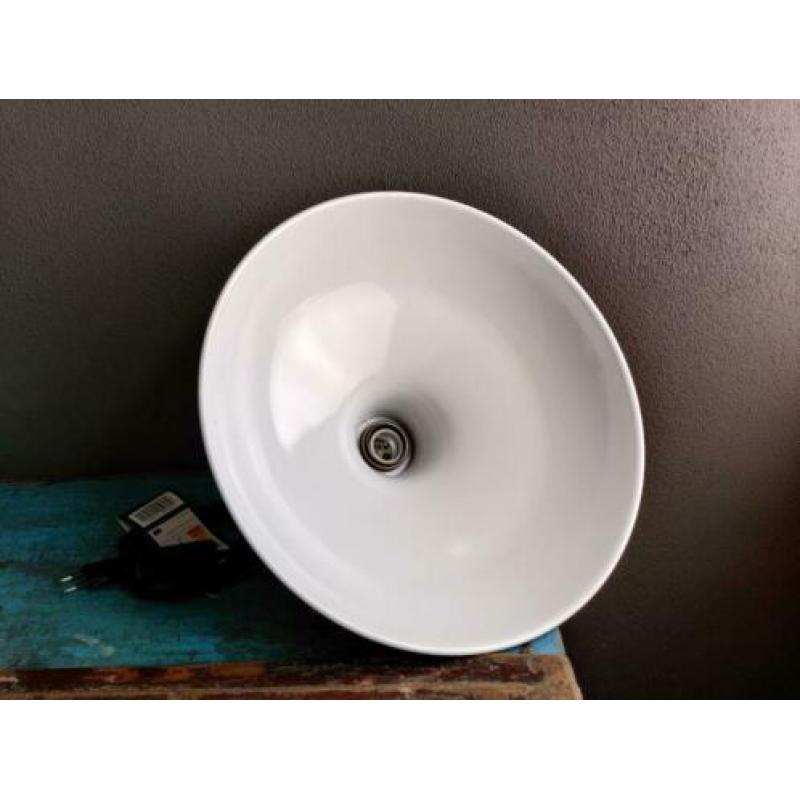 Nieuw! Hanglamp zwart mat binnenzijde wit emaille incl snoer
