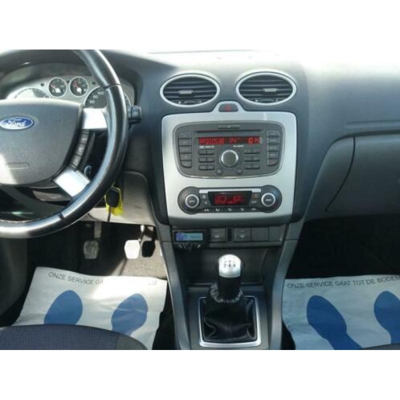 Ford Focus Wagon 1.6 TDCI Futura Navi, ECC, LMV, Perfecte st