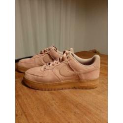 Nike Air Force 1, roze suède, maat 37,5 zgan!