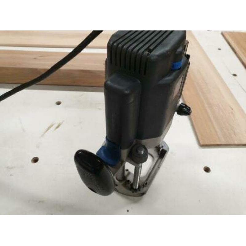 Zware ELU/DeWalt MOF177E bovenfrees