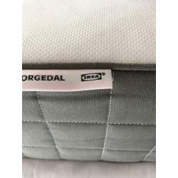 Matras Morgedal van Ikea 140 bij 200 gloednieuw
