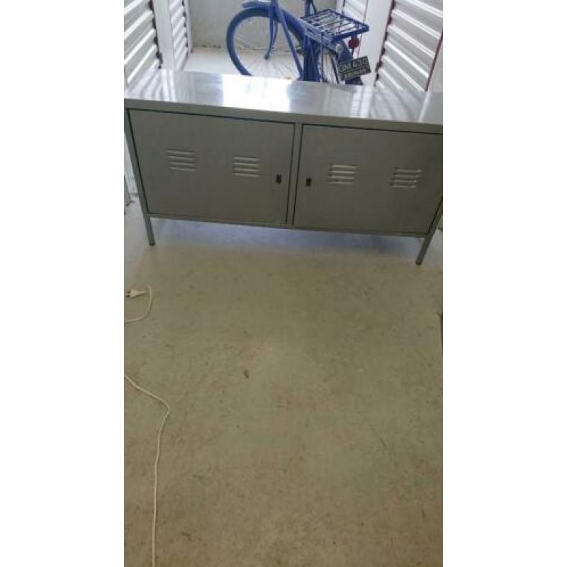 Lockerkast / ikea locker kast / grijze kast / bijna gratis