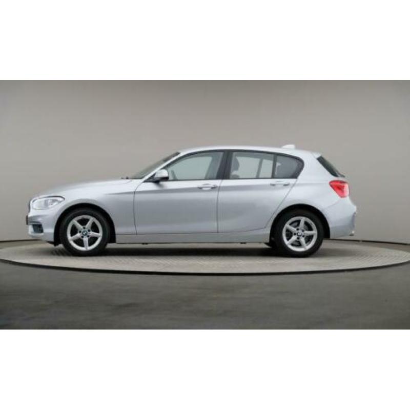 BMW 1 Serie 116D Corporate Lease Executive Automaat, LED, Na