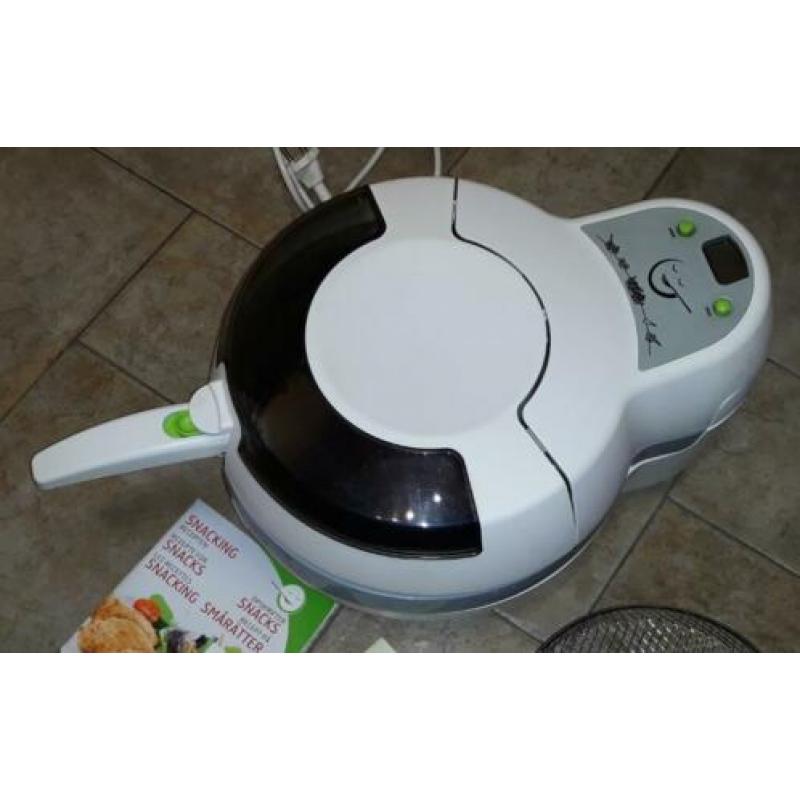 Tefal Actifry. Bijna niet gebruikt.
