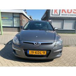 Hyundai I30 CW 1.4i Blue Active Cool