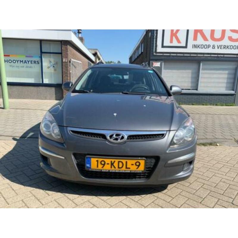 Hyundai I30 CW 1.4i Blue Active Cool