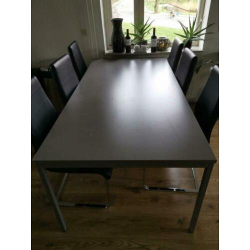 Aluminium Eetkamer met 6 leren stoelen