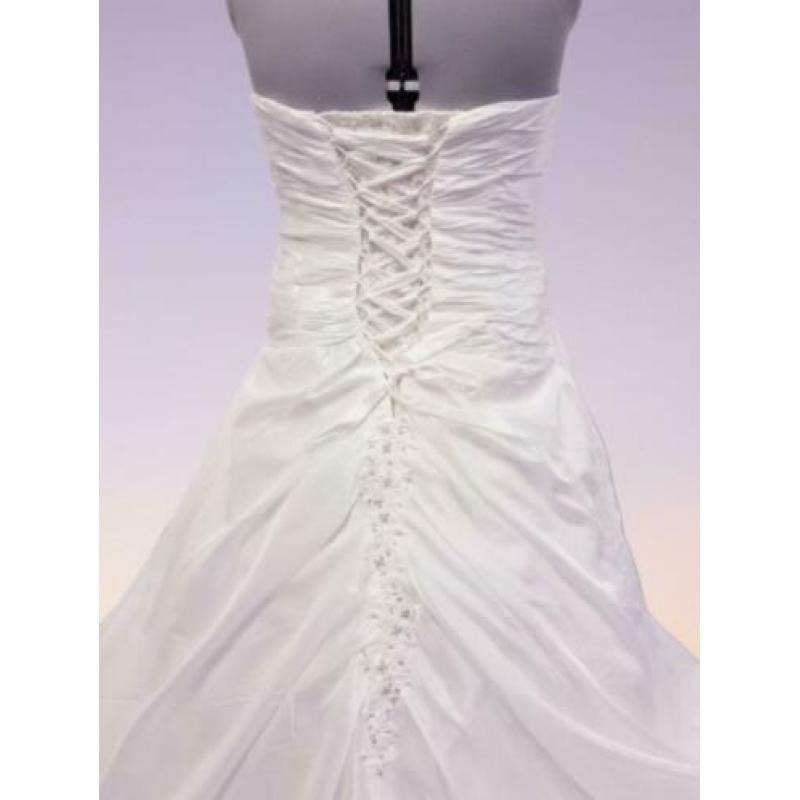 Aanbieding grote maat trouwjurk, mt 48 50 52