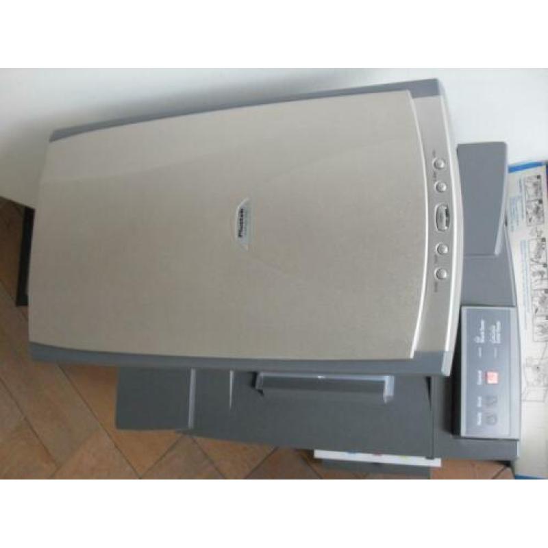 Kleurenlaserprinter KonicaM/Magicolor 2300W+Plustek scanner