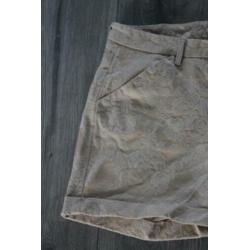 Kort dames broek SUPERSTAR, maat 38 M (CE)