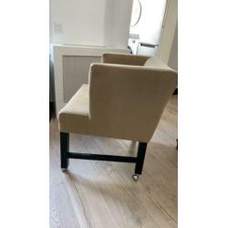 4 eetkamer stoelen