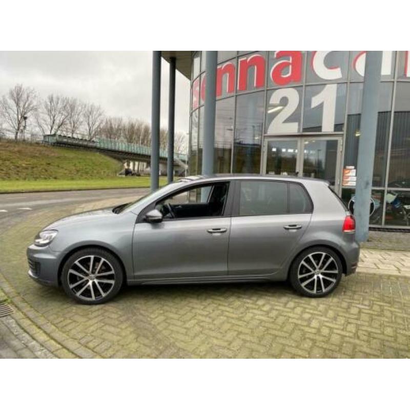 Volkswagen Golf 1.4 TSI - GTI pakket - DSG - Po € 9.950,00