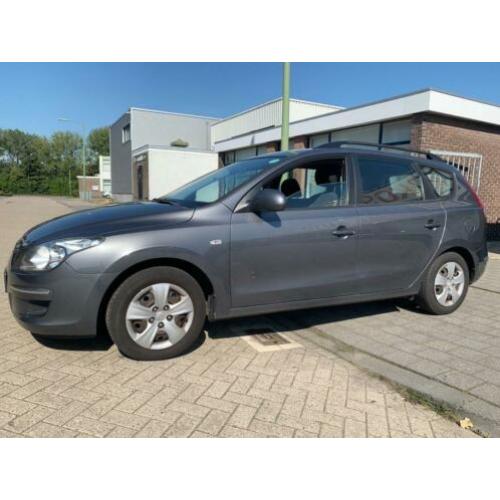 Hyundai I30 CW 1.4i Blue Active Cool