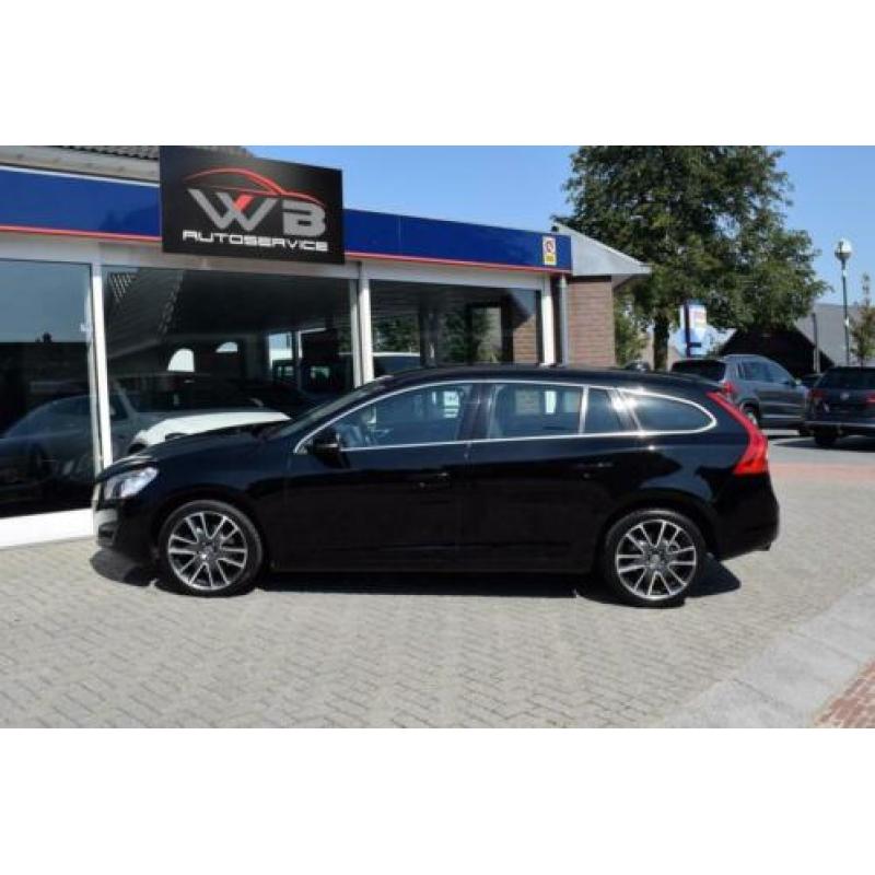 Volvo V60 2.0 T5 Momentum 203pk Navigatie Xenon Automaat