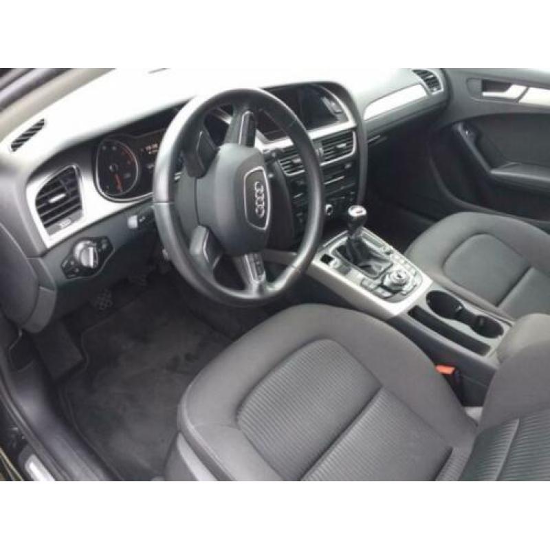 Audi A4 1.8TFSI 125KW 2012 Zwart 1e eigenaar