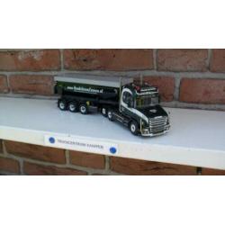 Tekno Scania Torpedo van H. van Loenen.