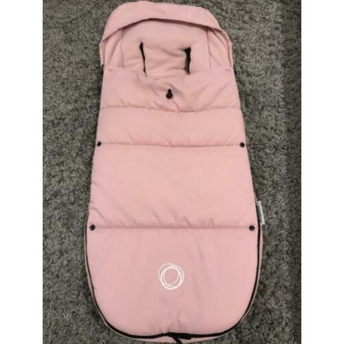 Soft pink Bugaboo voetenzak nieuwe model in nette staat