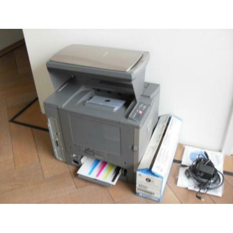 Kleurenlaserprinter KonicaM/Magicolor 2300W+Plustek scanner