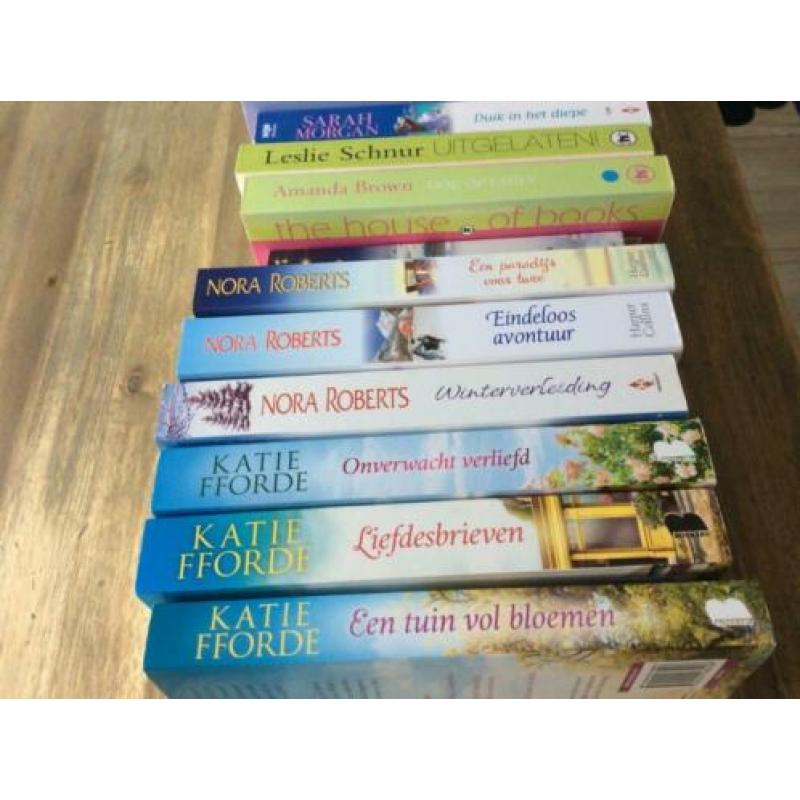 Chicklit; Katie Fforde, Cathy Kelly, Nora Roberts. 20 stuks