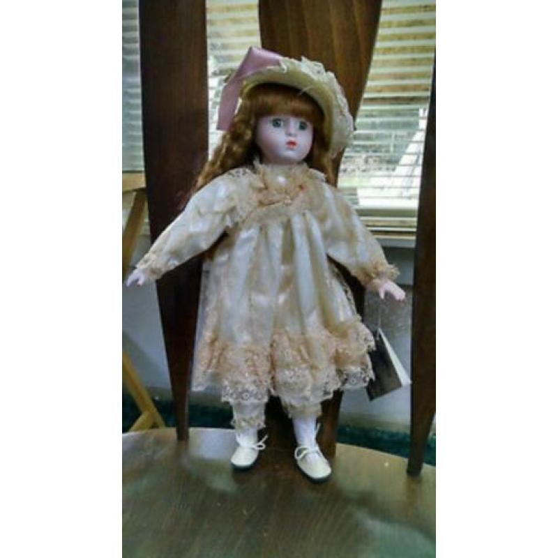 porseleinen pop the heritage doll collection, porcelain doll