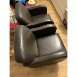 Bruine lederen fauteuils