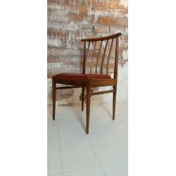 Vintage spijlenstoel Rood licht gemarmerd skai Rio Rosewood