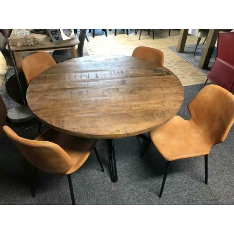 Mango Tafel 130cm rond & 4 Stoelen Seashell van ByBoo.
