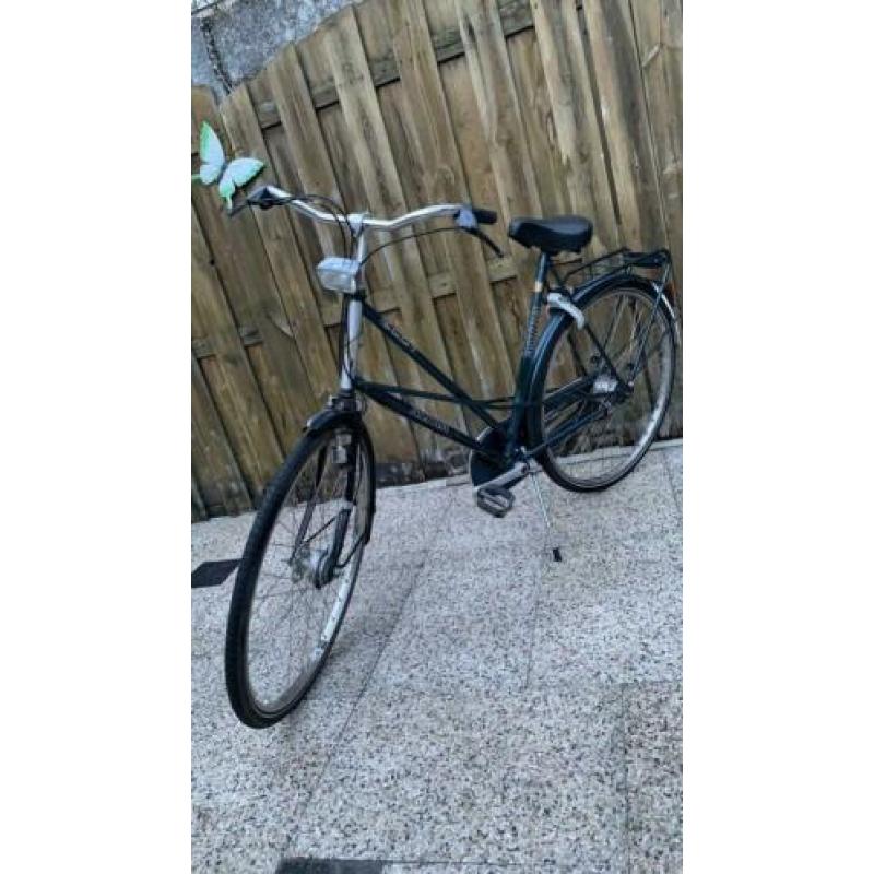Nette damesfiets Altra 28 inch