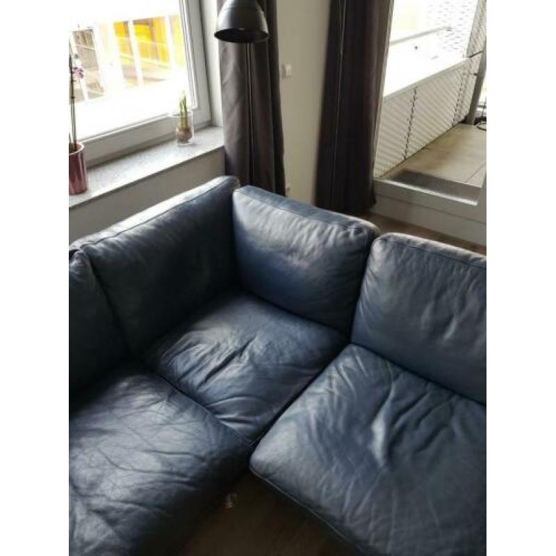 Hoekbank blauw leder, in goede staat, voor de beginner.