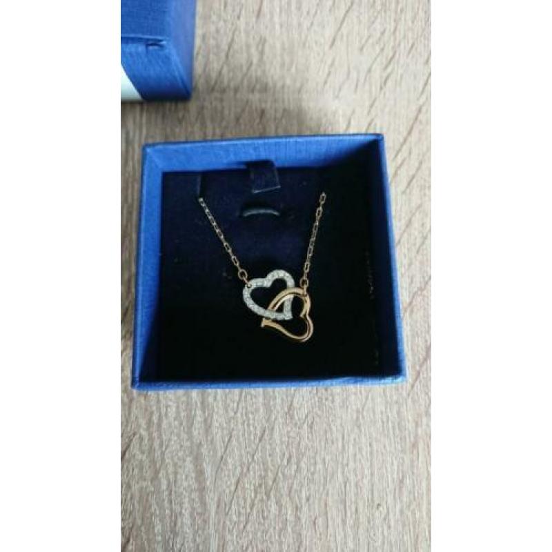 Laatste 2 swarovski sieraden ( ketting + armband)
