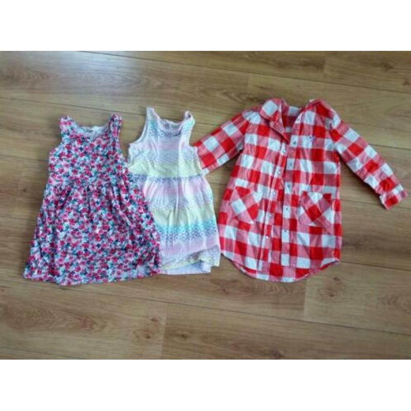 Pakket meisjes kleding maat 98