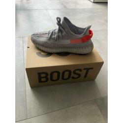 Yeezy Boost 350 V2 "Tail Light" EU 44 / UK 9,5 / US 10