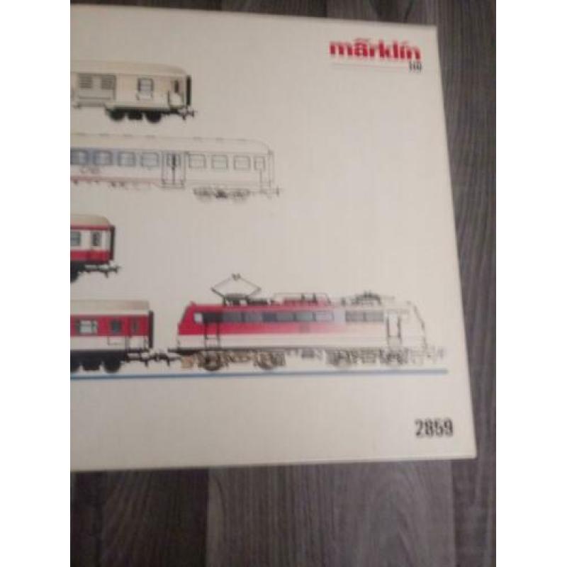 Marklin set loco en wagons