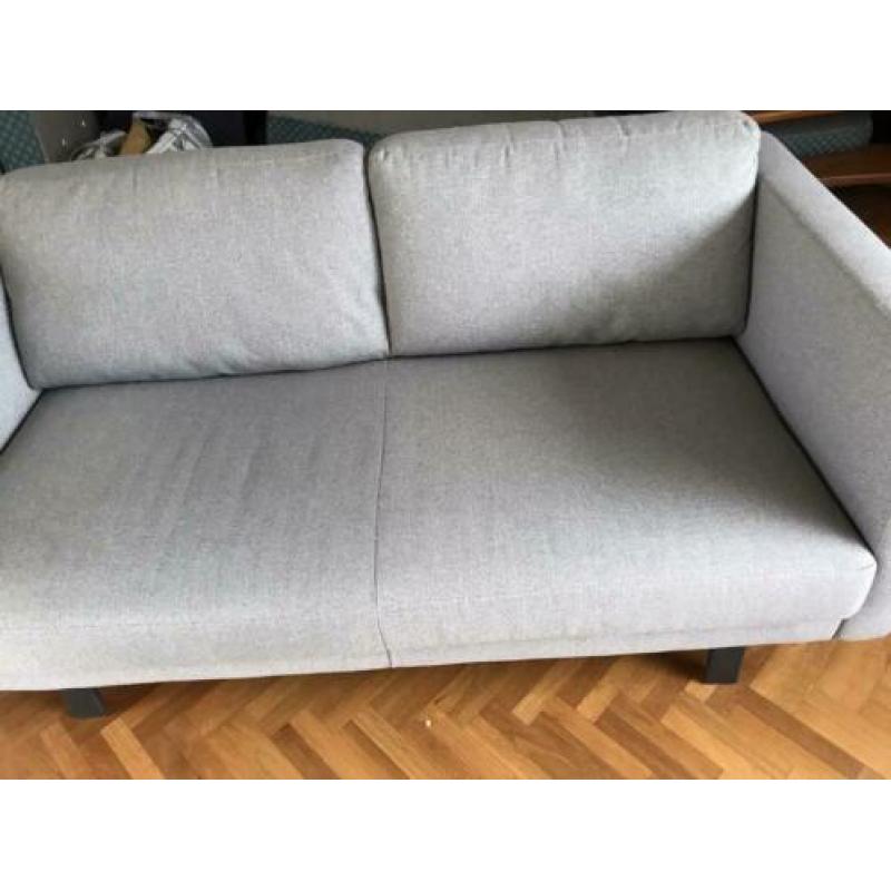 Lichtgrijze , zgan stoffen bank, 170cm breed