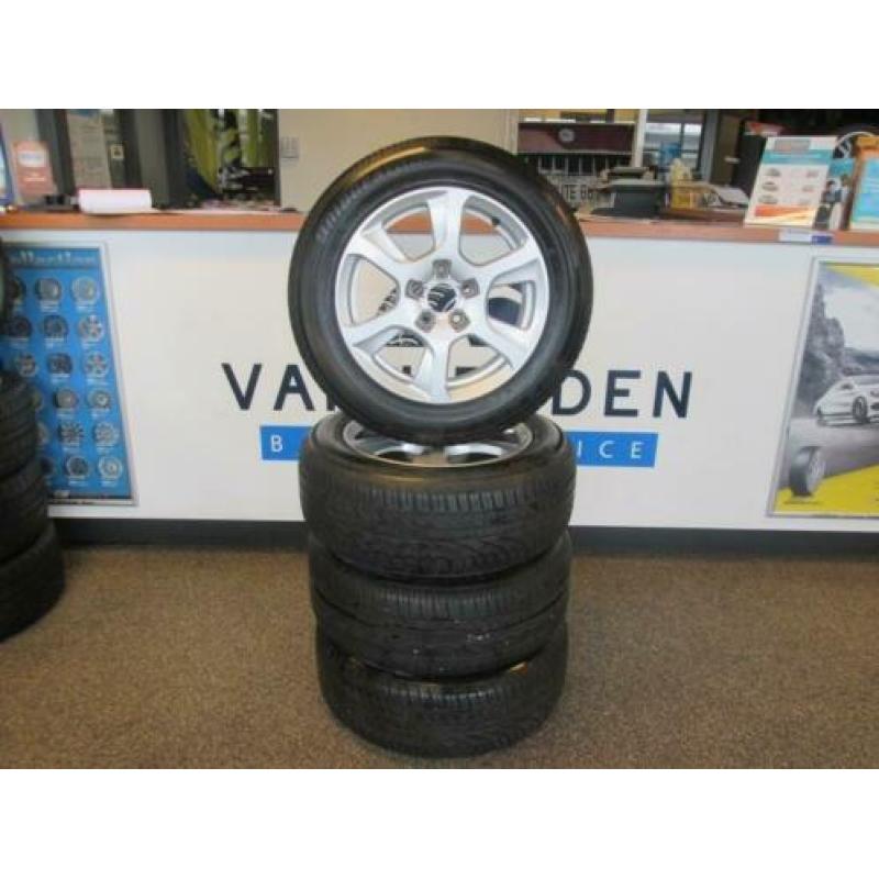 16 inch Audi velgen met banden voor Audi A4!