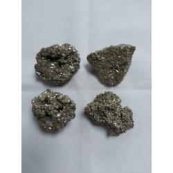 Set van 4 pyriet clusters 5 tot 6 cm 428 gram PY1