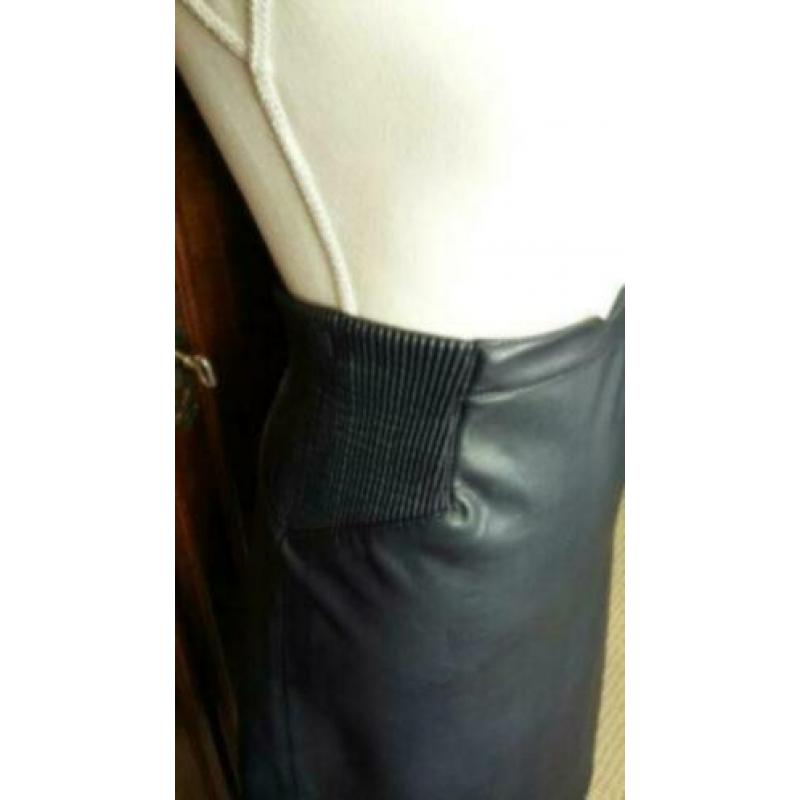Donkerblauwe lederlook vero moda rok koker pencil skirt