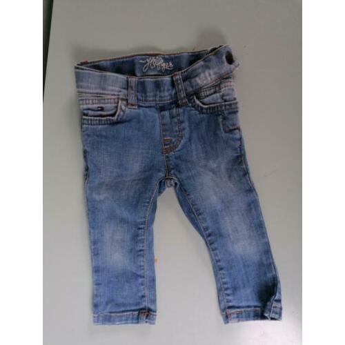 Tommy Hilfiger meisjes broekje 6 - 9 maanden