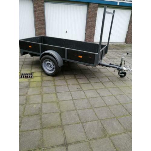 Grote aanhangwagen met torsieas