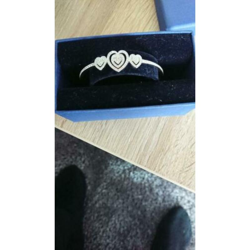 Laatste 2 swarovski sieraden ( ketting + armband)