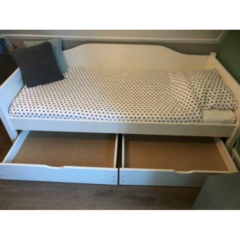 Wit bed - ledikant incl matras en 2x lade