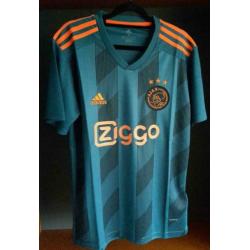 Ajax uit shirt - maat S