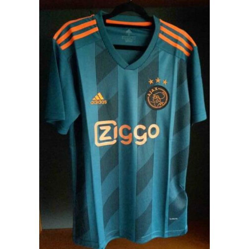 Ajax uit shirt - maat S