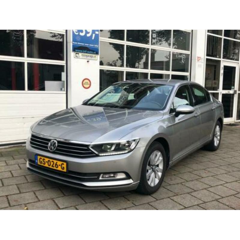 Volkswagen Passat 2.0 TDI Business Groot Navi Ecc Pdc Led