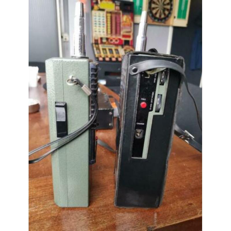 EA P 1003 R walkie talkie