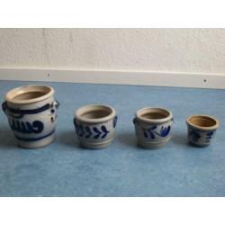 4 kleine Keulse gres potten