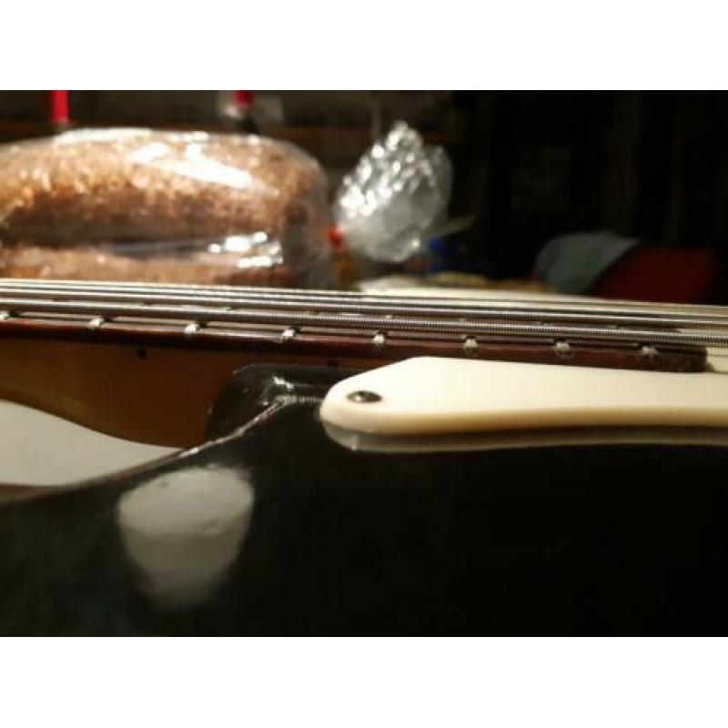 Precision hals neck jaren 70 loaded met Presto tuners