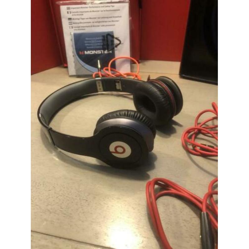 Headset Beats , by dr. Dre