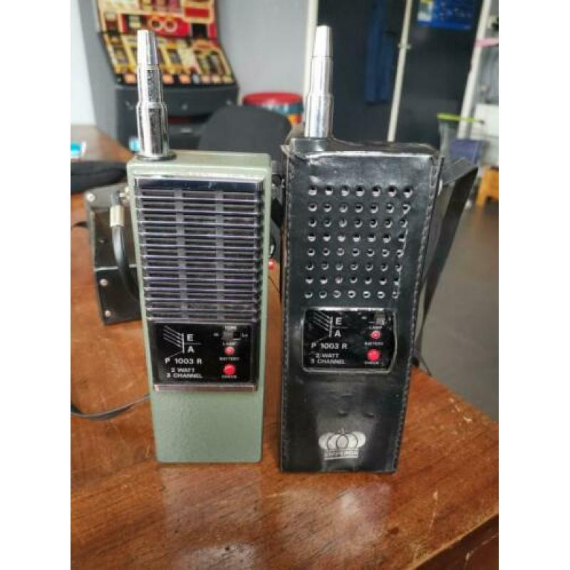 EA P 1003 R walkie talkie